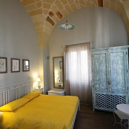 ベッド・アンド・ブレックファスト La Casa Di Alessio レッチェ