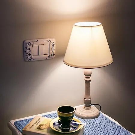 ベッド・アンド・ブレックファスト La Casa Di Alessio